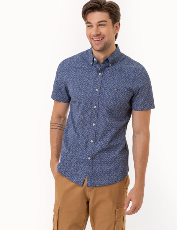 PRINTED STRETCH POPLIN SHORT SLEEVE SHIRT